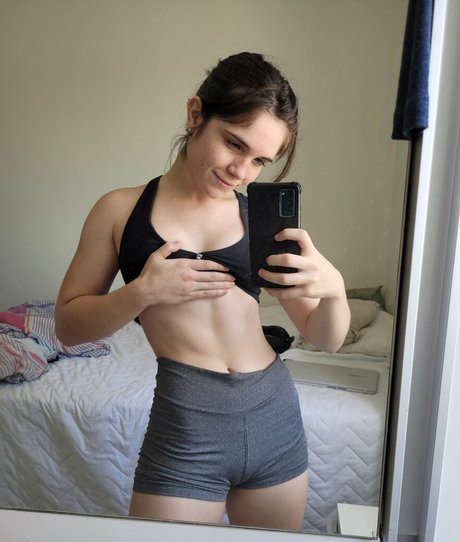 Naakte gelekte OnlyFans-foto van Cristinysam