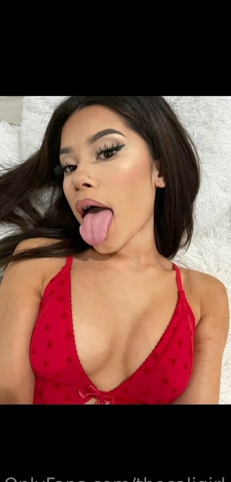 Naakte gelekte OnlyFans-foto van Thecaligirl
