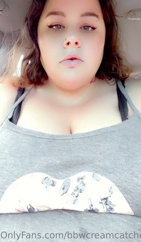 Naakte gelekte OnlyFans-foto van Bbwcreamcatcher