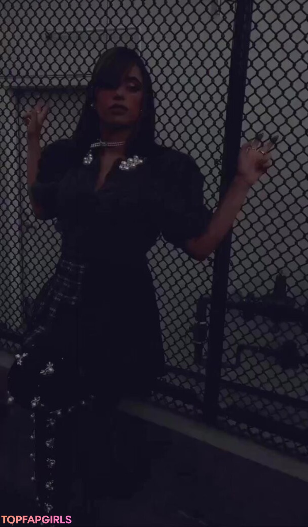 Naakte gelekte OnlyFans-foto van Camila Cabello #1083