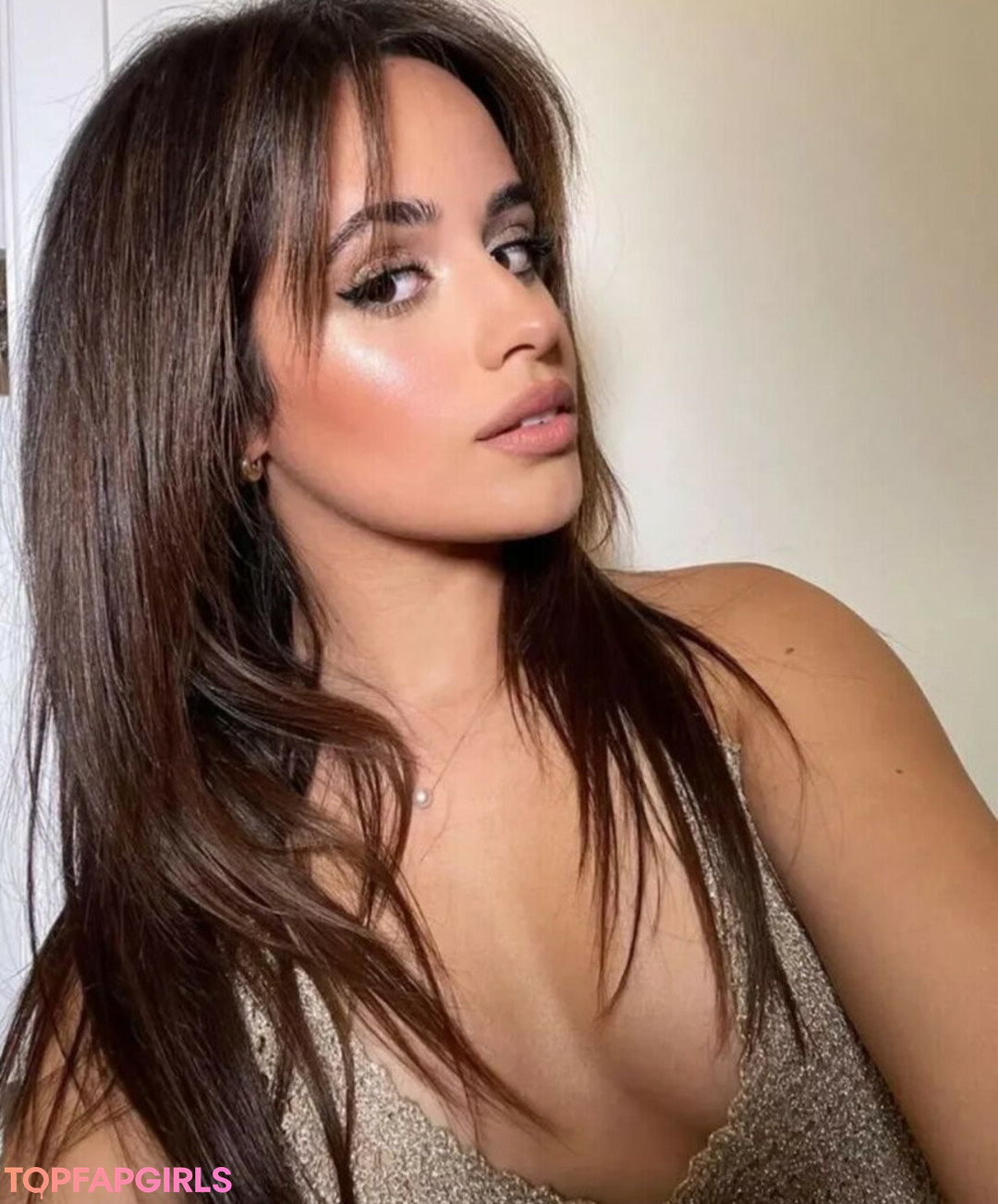 Naakte gelekte OnlyFans-foto van Camila Cabello #1177