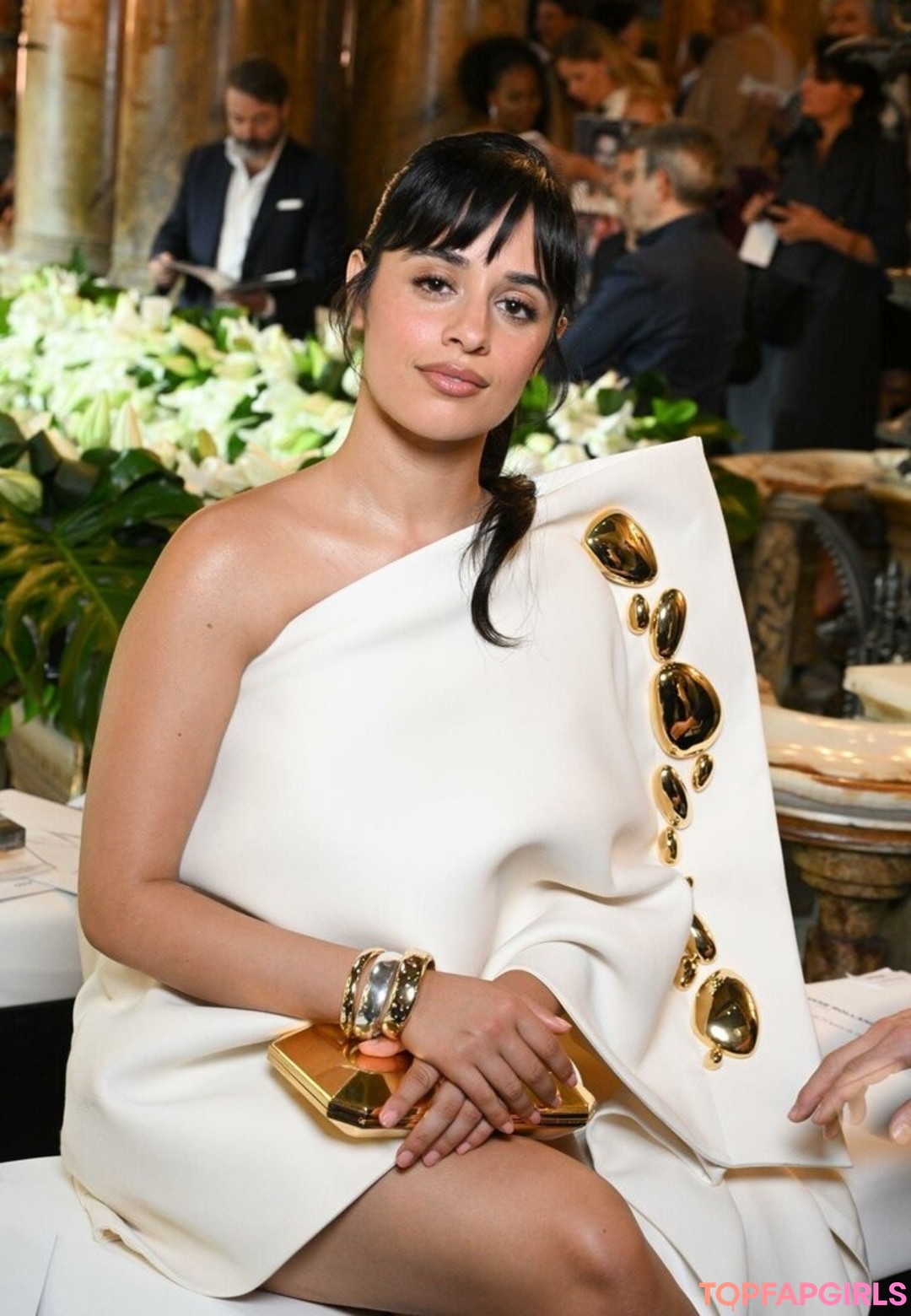 Naakte gelekte OnlyFans-foto van Camila Cabello #1347
