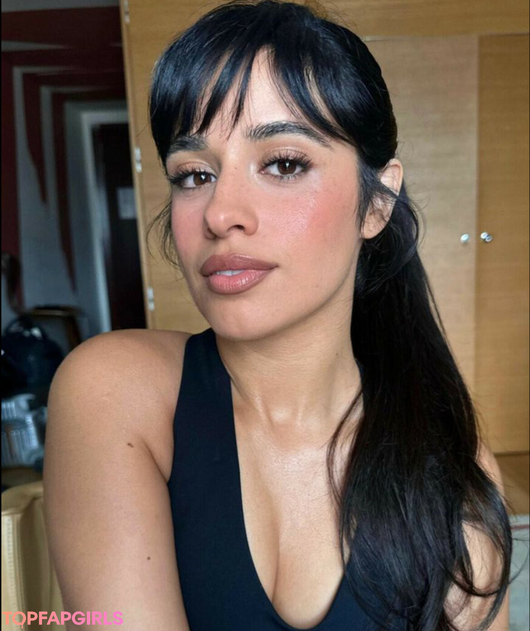 Naakte gelekte OnlyFans-foto van Camila Cabello #1357