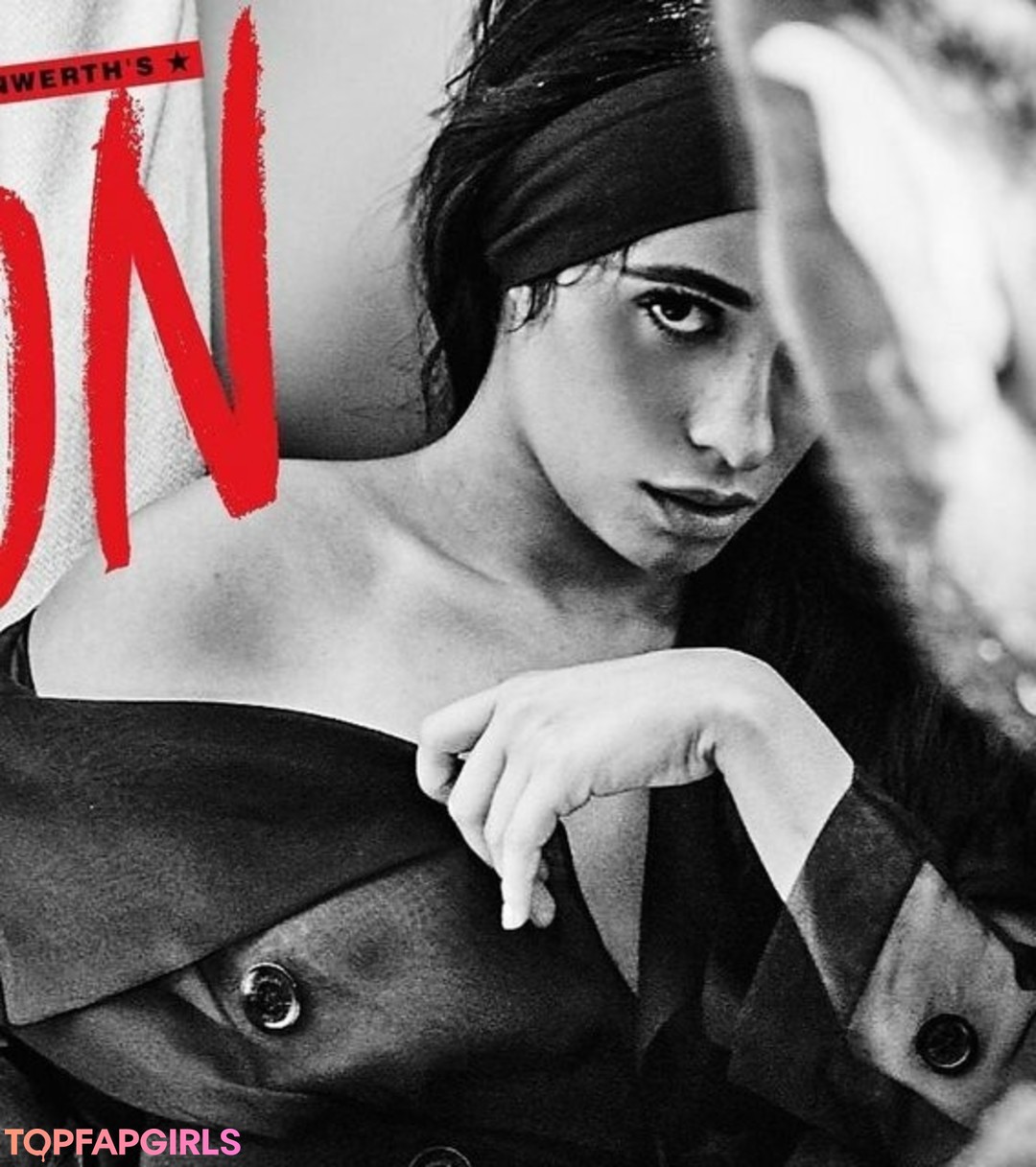Naakte gelekte OnlyFans-foto van Camila Cabello #1426