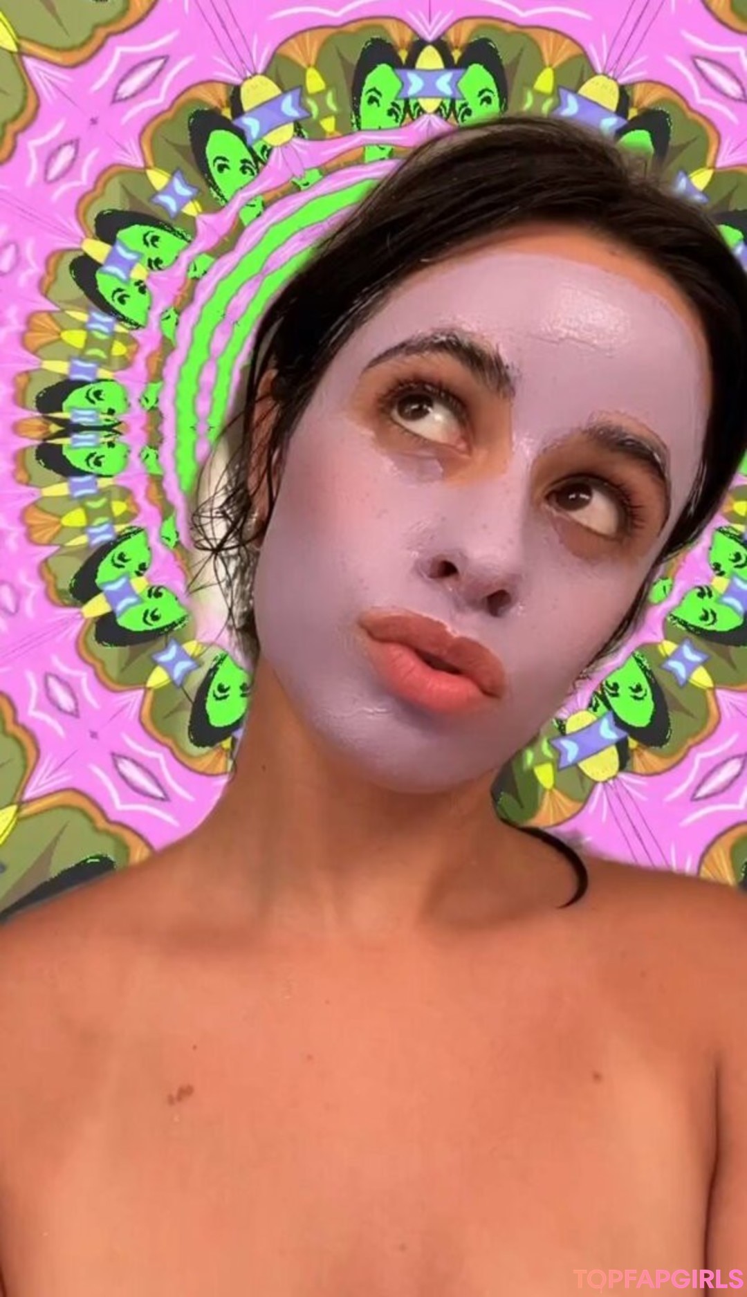 Naakte gelekte OnlyFans-foto van Camila Cabello #1499