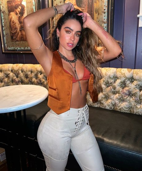 Sommer Ray