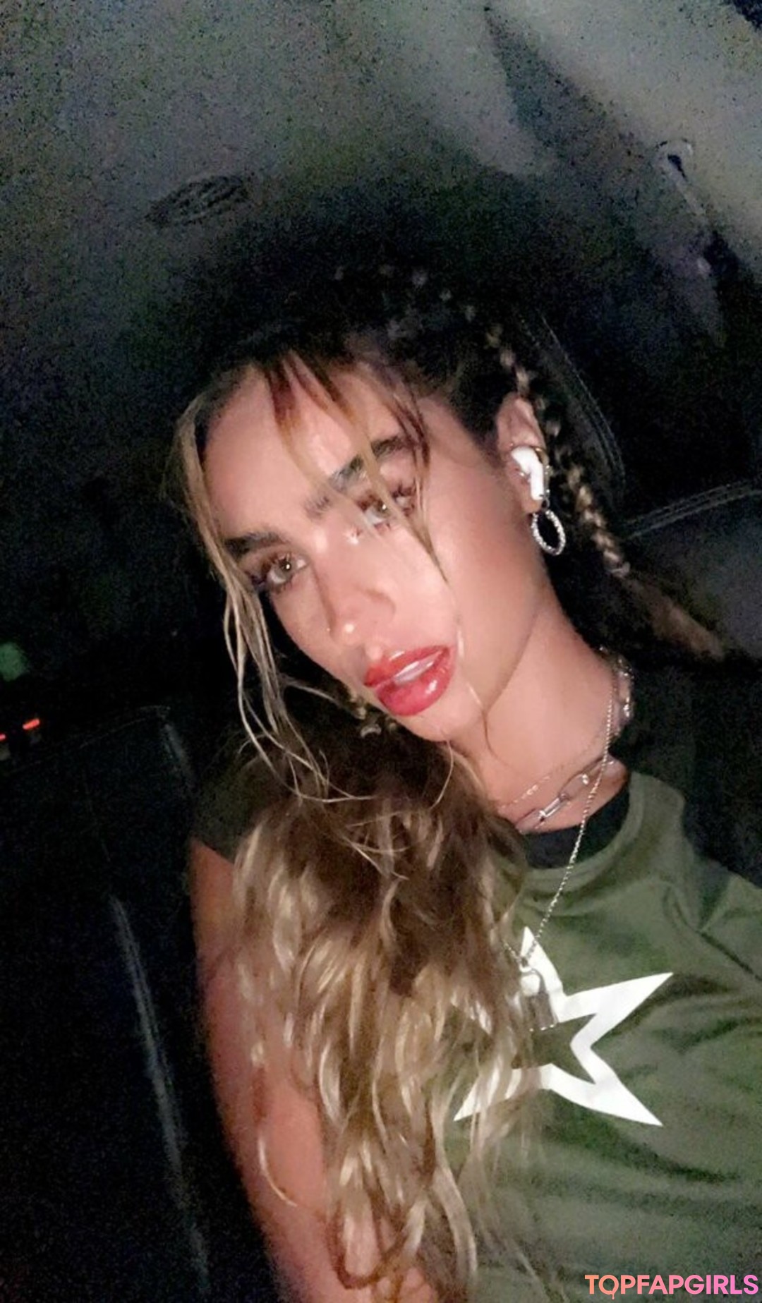 Naakte gelekte OnlyFans-foto van Sommer Ray #1702