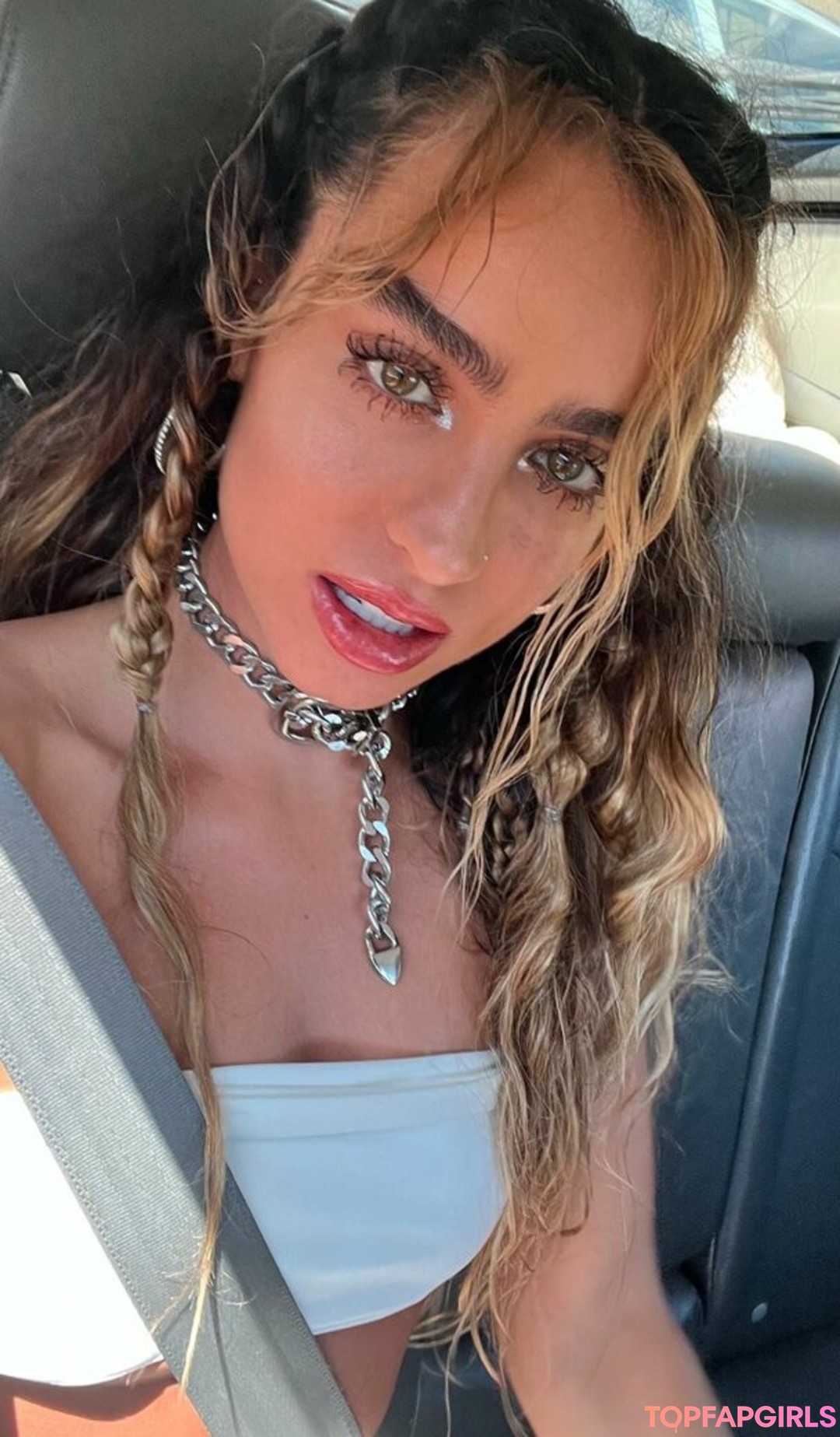 Naakte gelekte OnlyFans-foto van Sommer Ray #1740