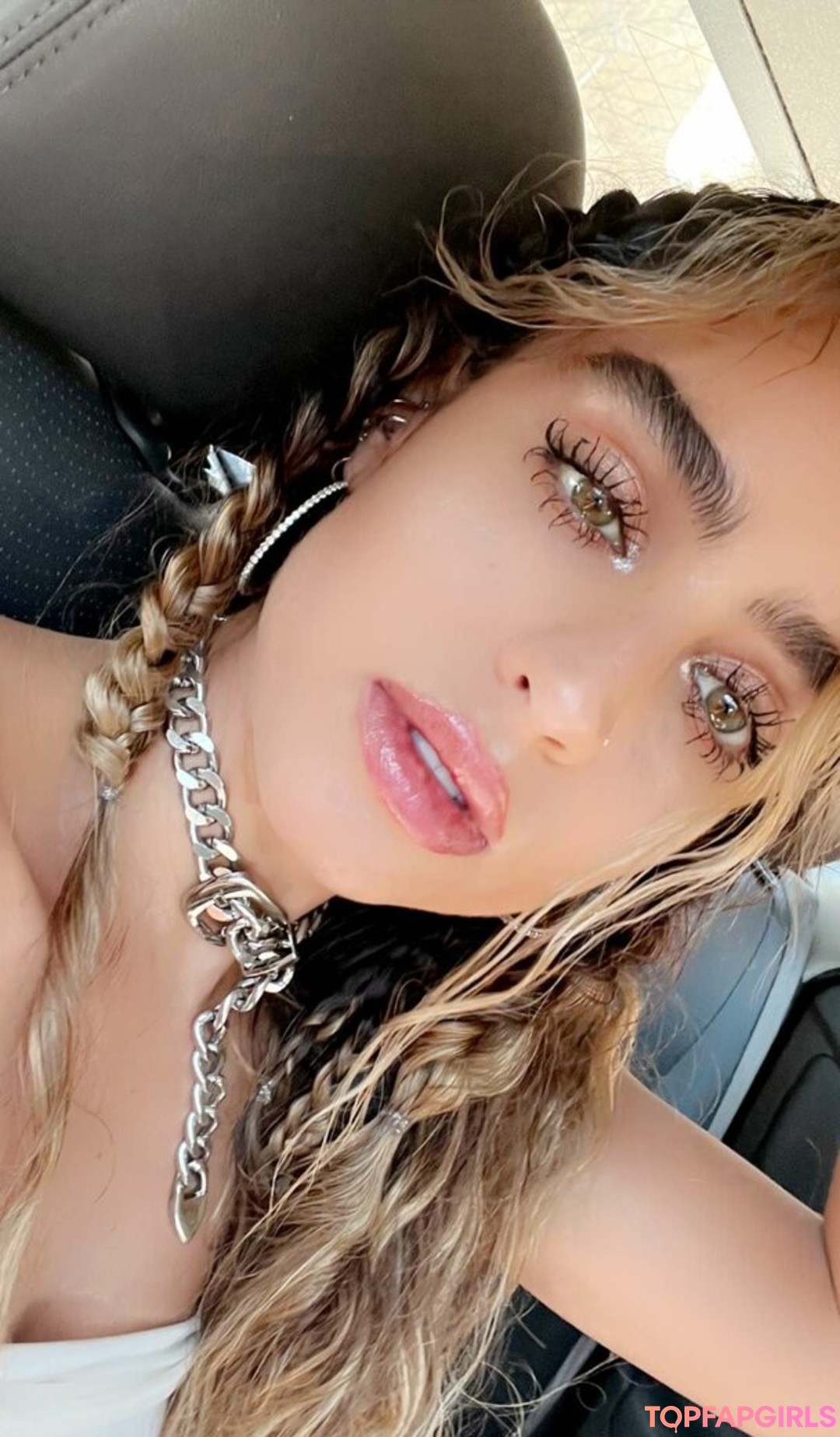 Naakte gelekte OnlyFans-foto van Sommer Ray #1742