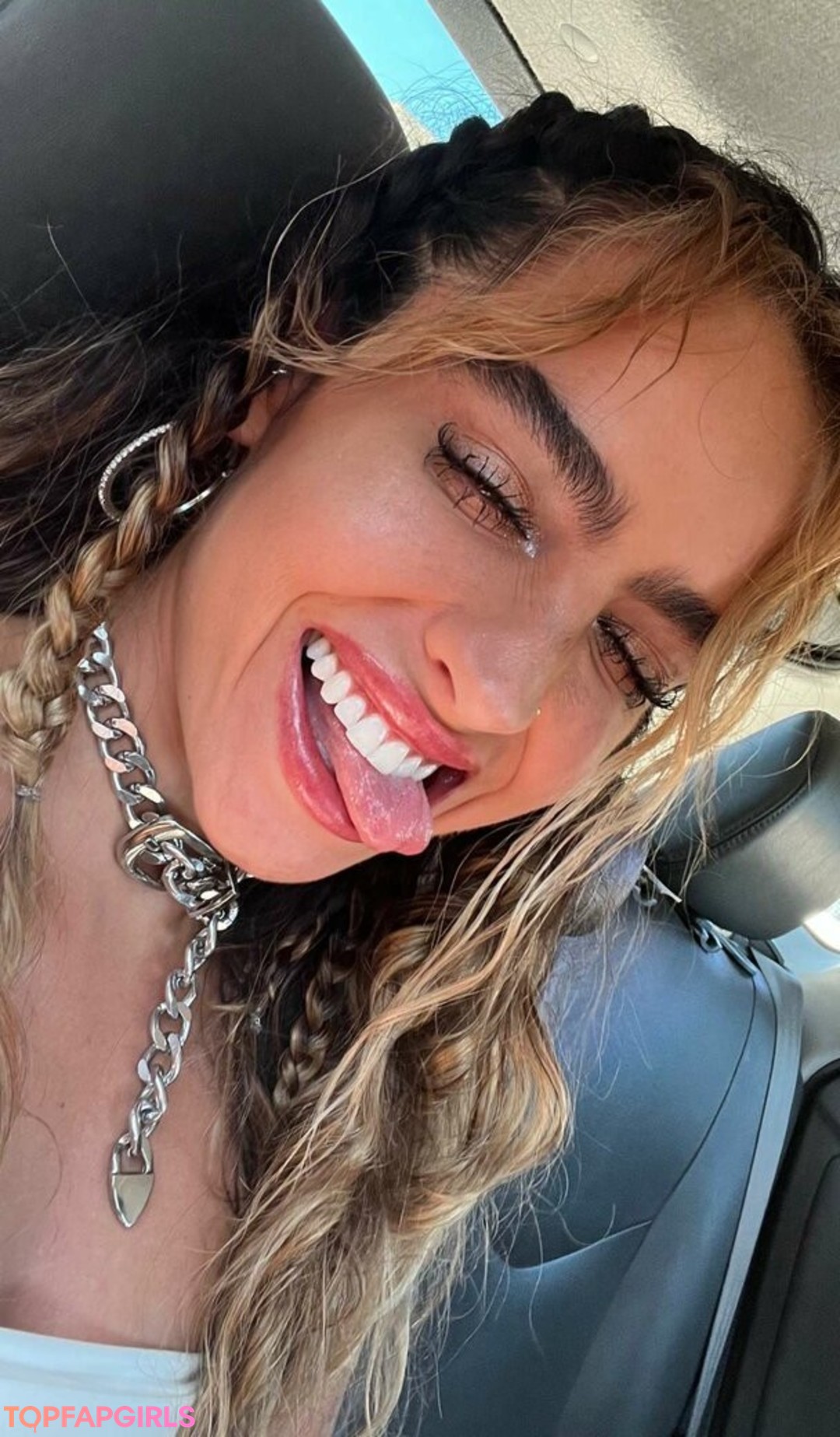 Naakte gelekte OnlyFans-foto van Sommer Ray #1756