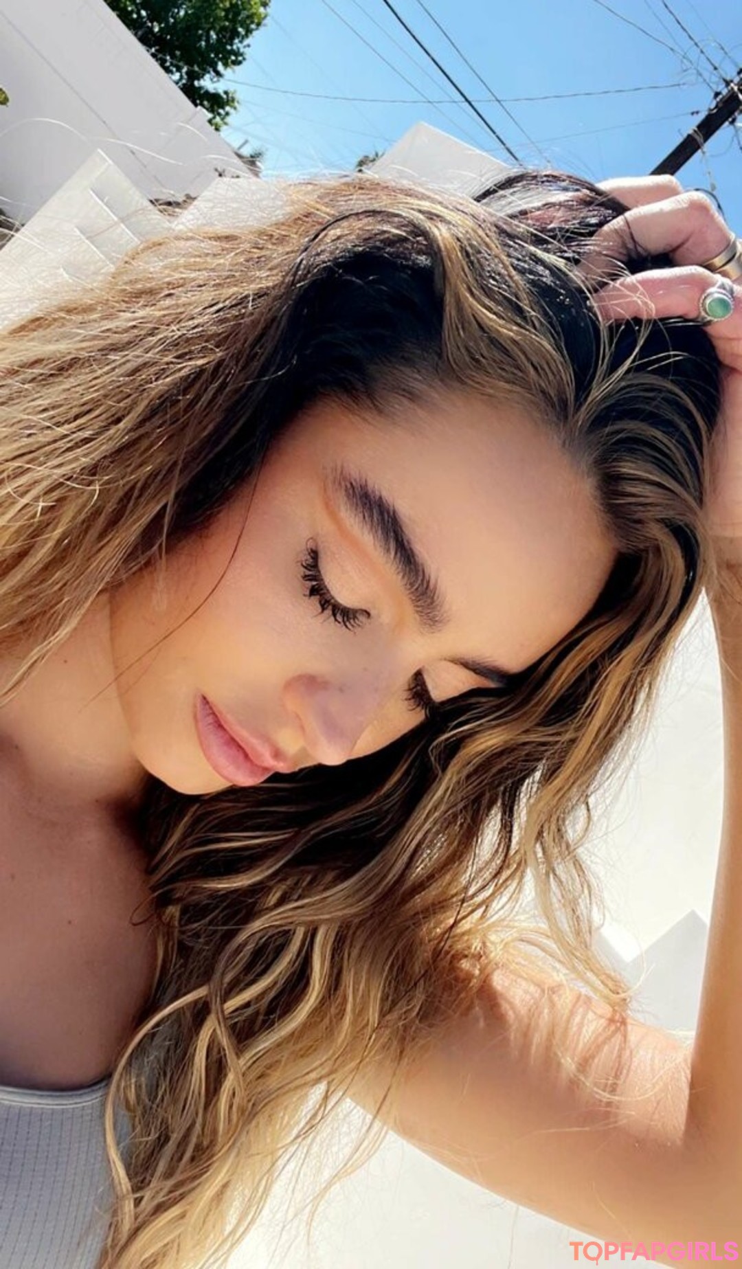 Naakte gelekte OnlyFans-foto van Sommer Ray #1812