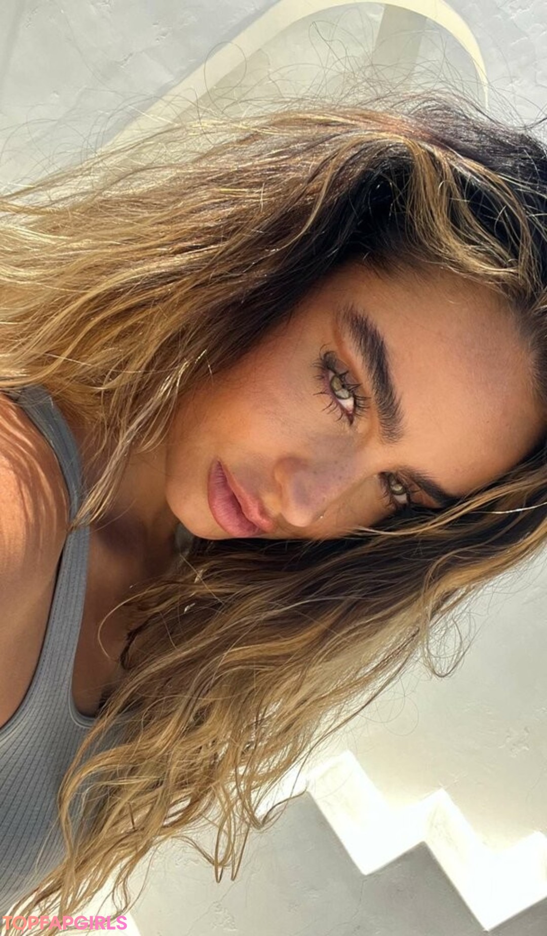 Naakte gelekte OnlyFans-foto van Sommer Ray #1821