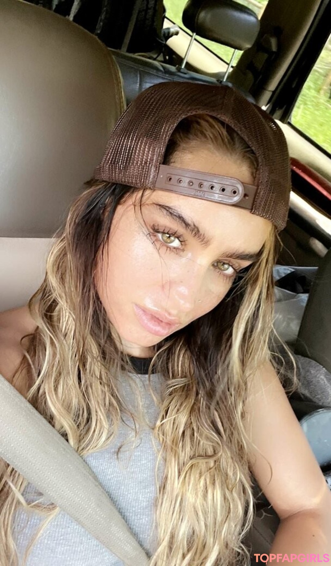 Naakte gelekte OnlyFans-foto van Sommer Ray #1919