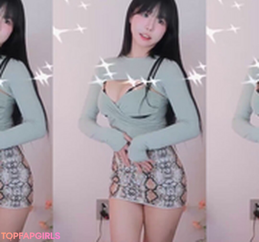 Naakte gelekte OnlyFans-foto van Addielyn #1325