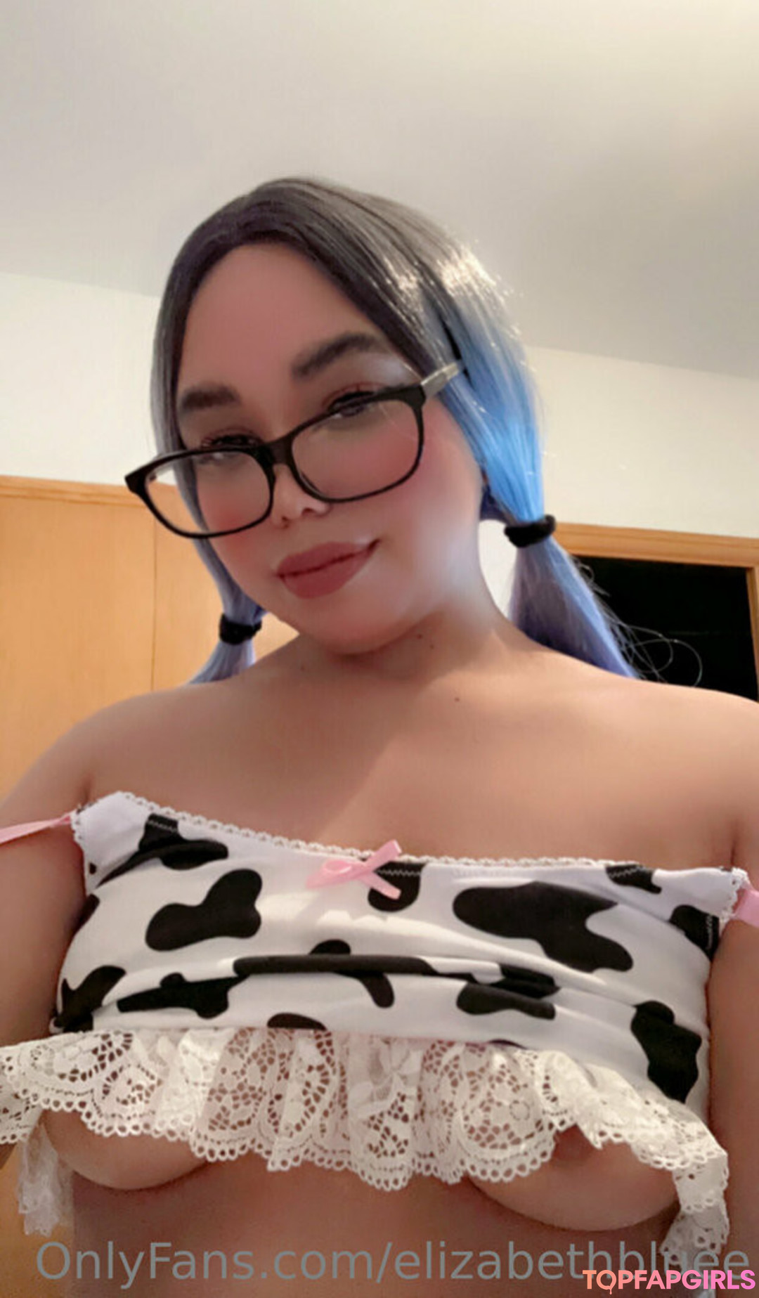 Naakte gelekte OnlyFans-foto van Elizabethbluee #1325