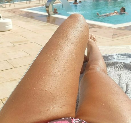 Naakte gelekte OnlyFans-foto van Nykolerotic