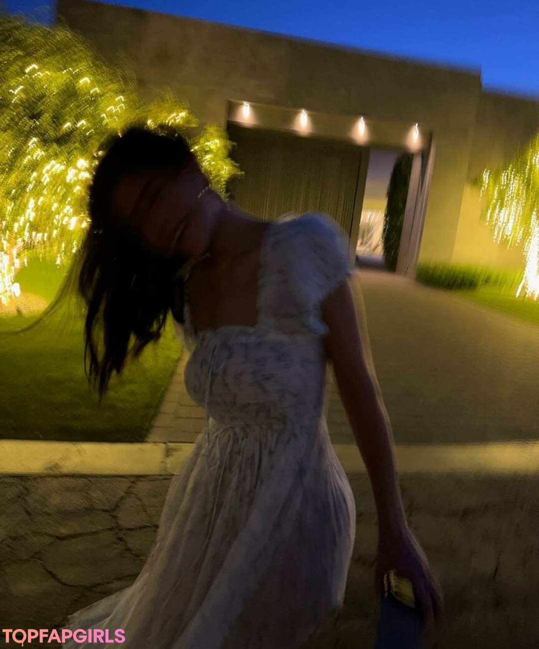 Naakte gelekte OnlyFans-foto van Kylie Jenner #1218