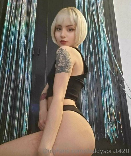 Naakte gelekte OnlyFans-foto van Daddysbrat420