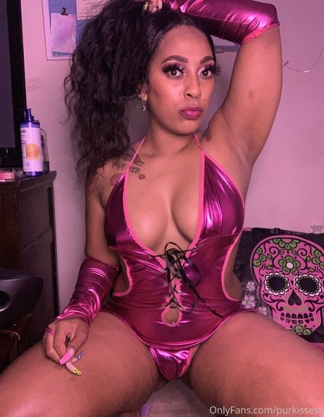 Naakte gelekte OnlyFans-foto van Purkissess