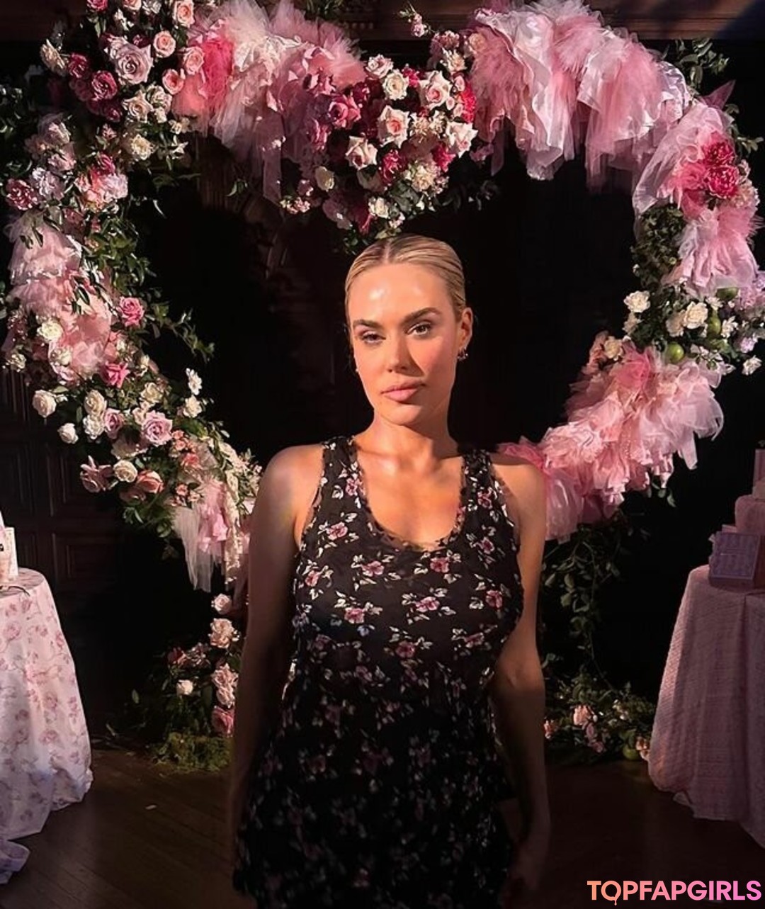 Naakte gelekte OnlyFans-foto van Wwe Lana #1046