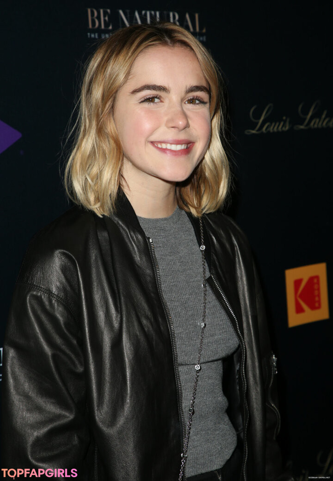 Naakte gelekte OnlyFans-foto van Kiernan Shipka #1222