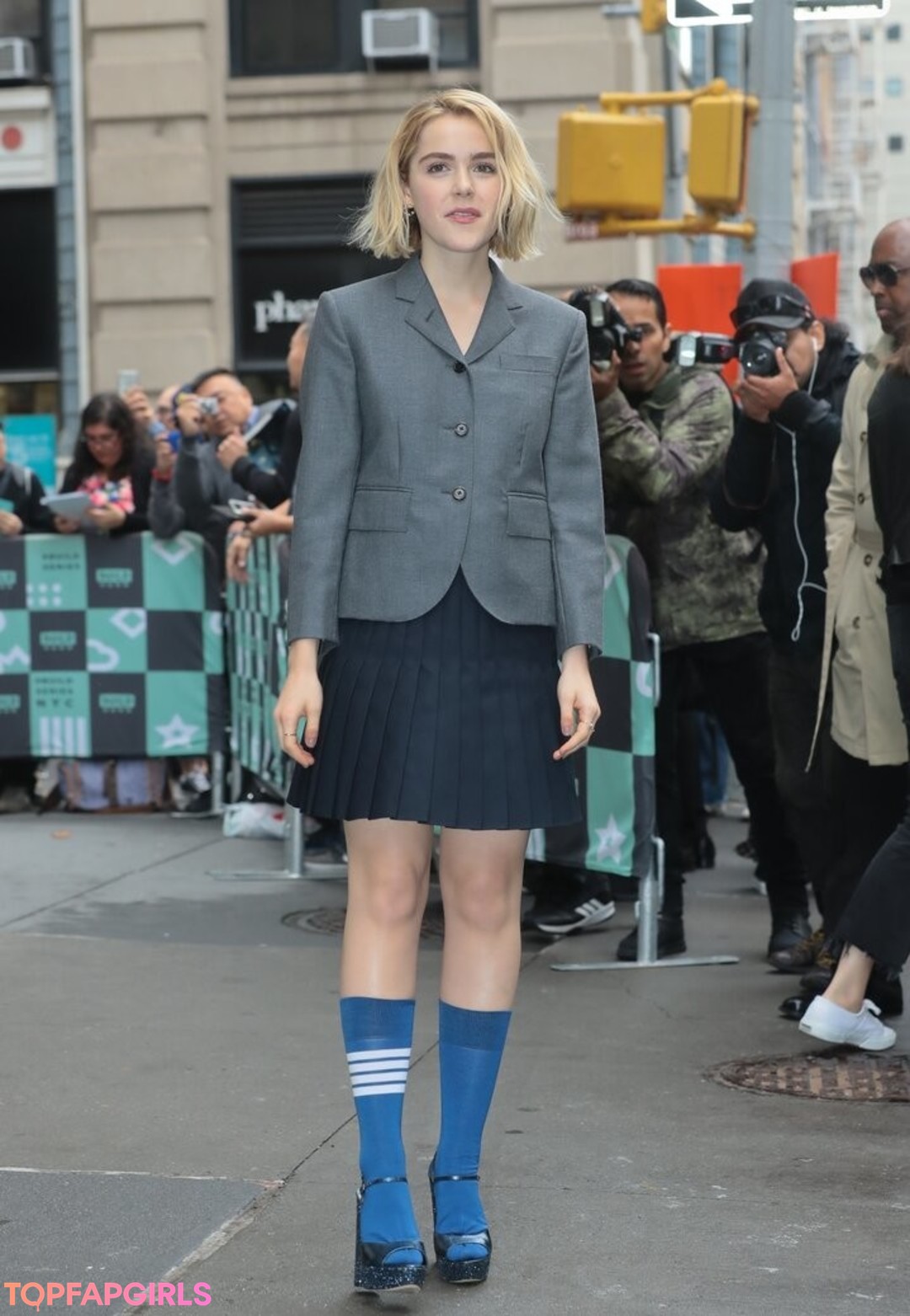 Naakte gelekte OnlyFans-foto van Kiernan Shipka #1326