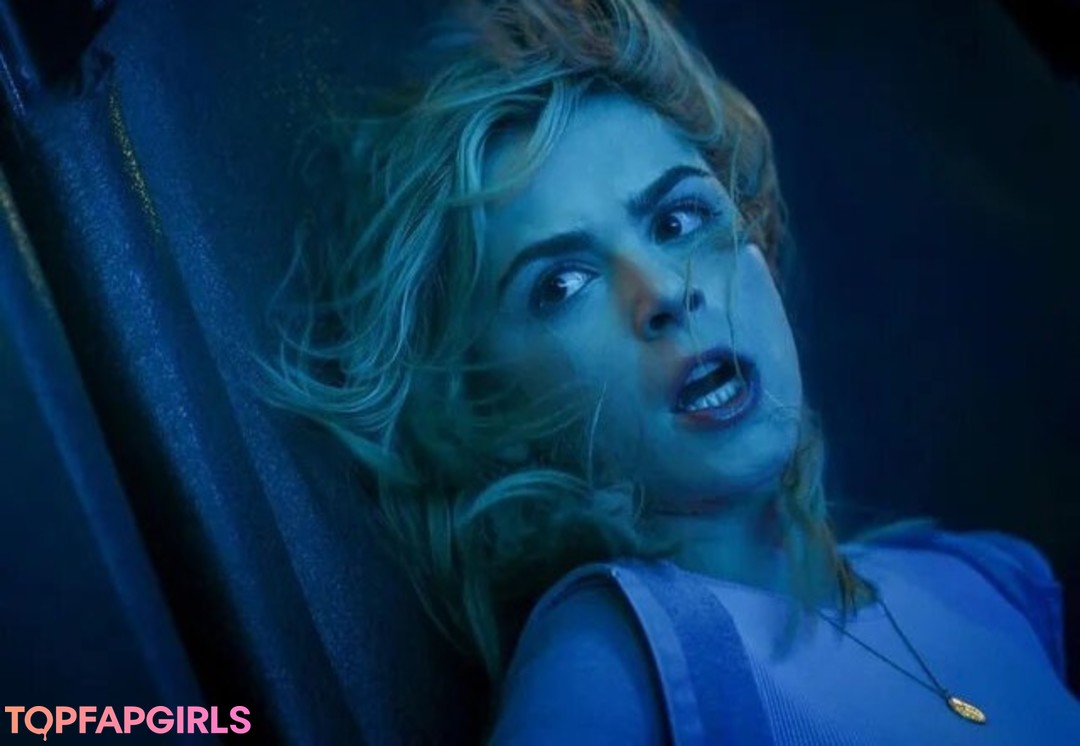 Naakte gelekte OnlyFans-foto van Kiernan Shipka #1633
