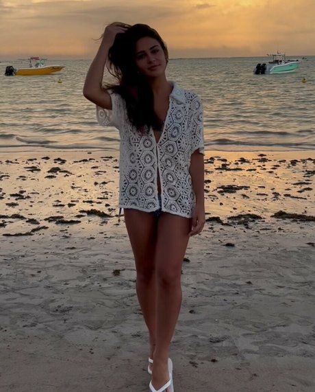Naakte gelekte OnlyFans-foto van Giullia Buscacio