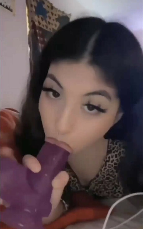 Naakte gelekte OnlyFans-foto van Cjfans1