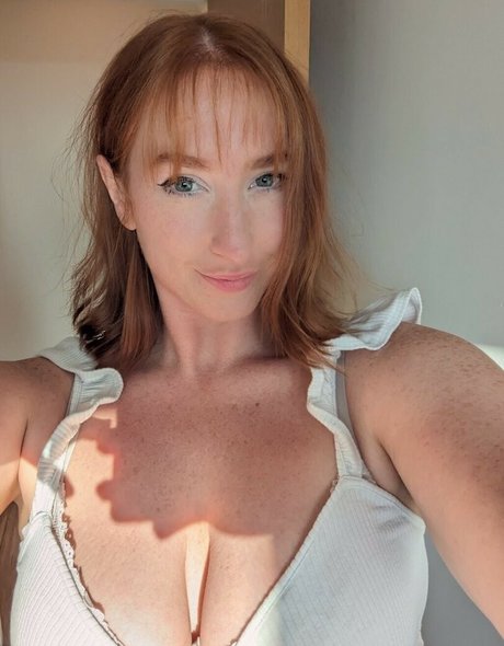 Naakte gelekte OnlyFans-foto van Spicyhani