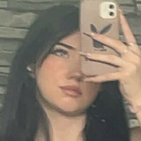 Naakte gelekte OnlyFans-foto van Layla Dream