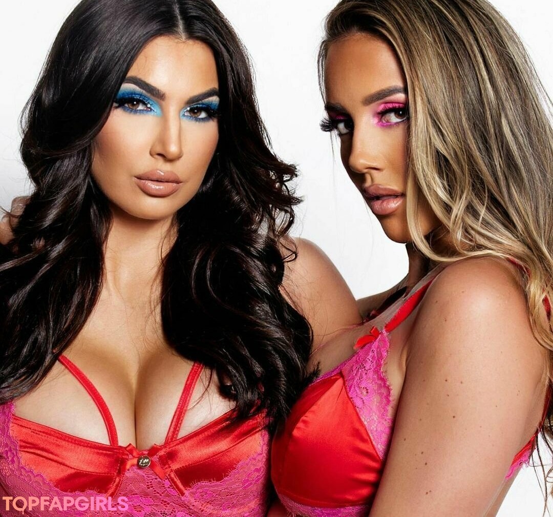 Naakte gelekte OnlyFans-foto van Cassie Lee #1371