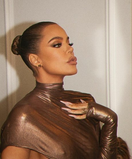 Naakte gelekte OnlyFans-foto van Khloe Kardashian