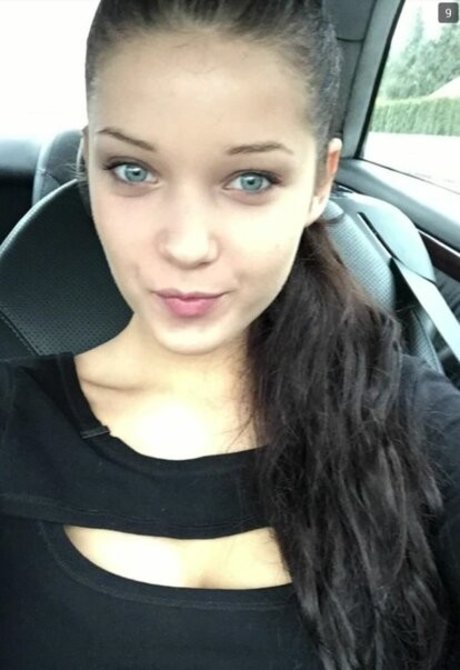 Naakte gelekte OnlyFans-foto van Divine Ramona