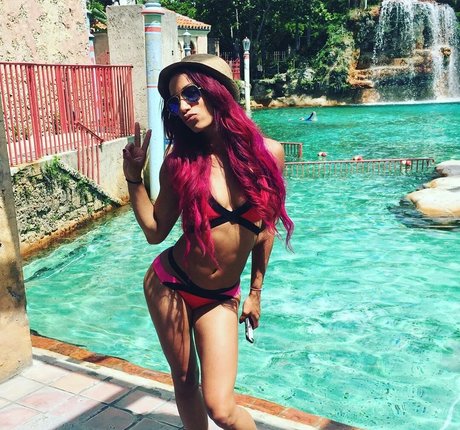 Naakte gelekte OnlyFans-foto van Sasha Banks