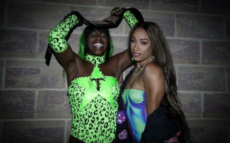 Naakte gelekte OnlyFans-foto van Sasha Banks