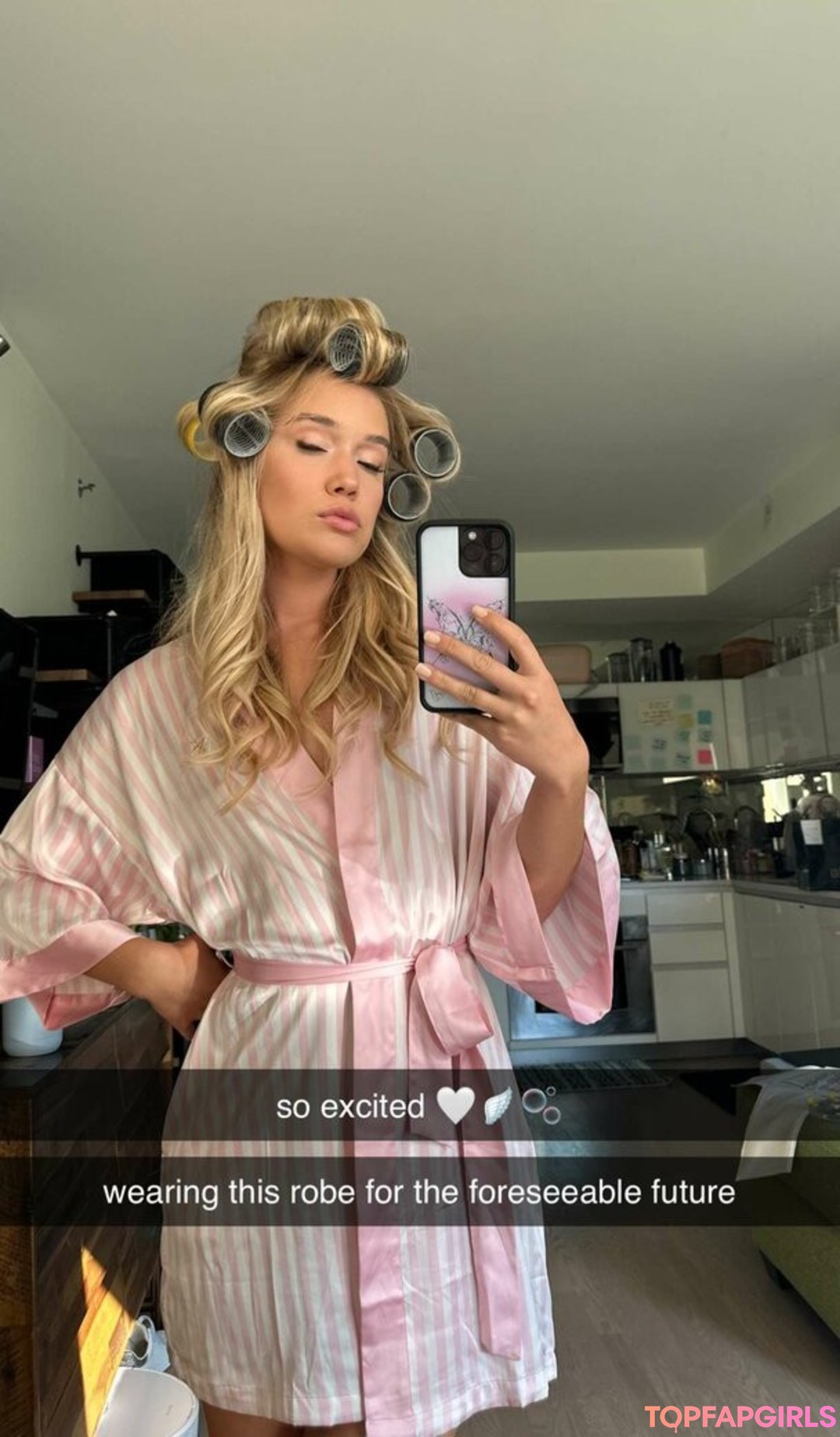 Naakte gelekte OnlyFans-foto van Olivia Ponton #1045