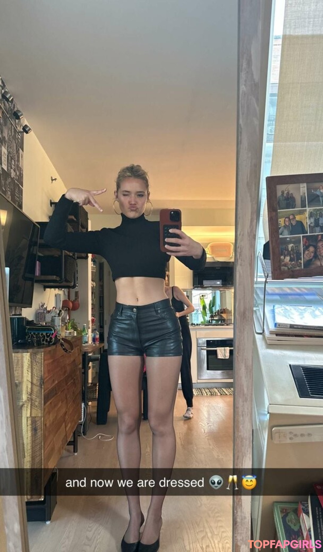 Naakte gelekte OnlyFans-foto van Olivia Ponton #1057