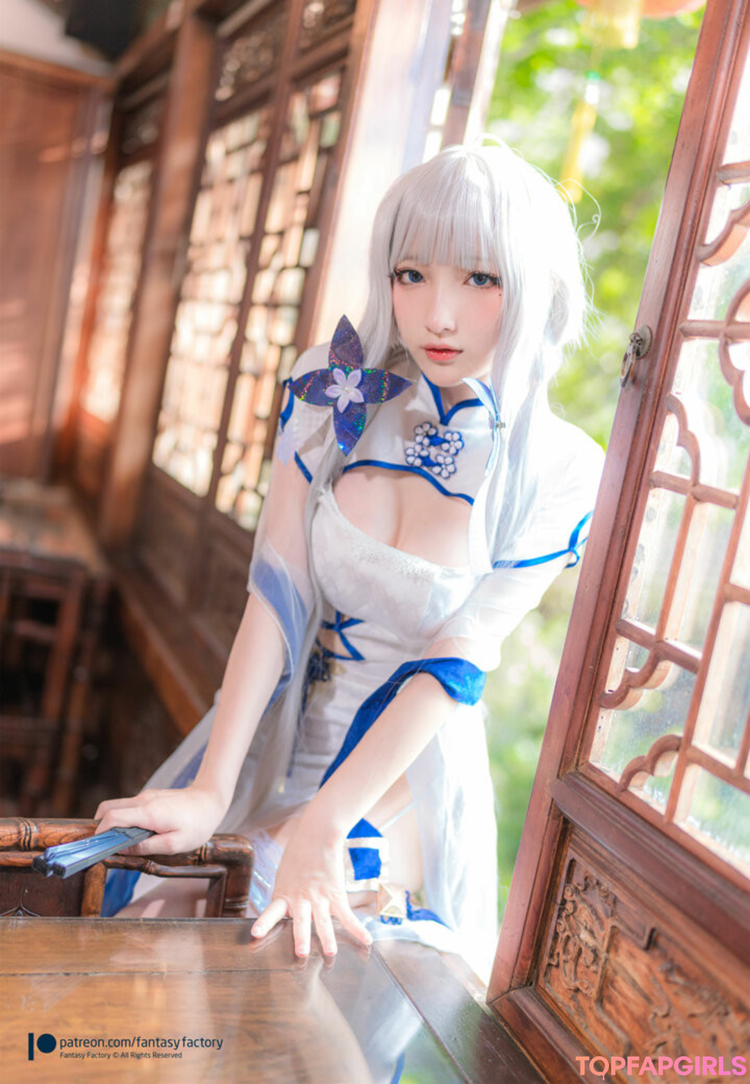 Naakte gelekte OnlyFans-foto van Fantasy Factory #1244