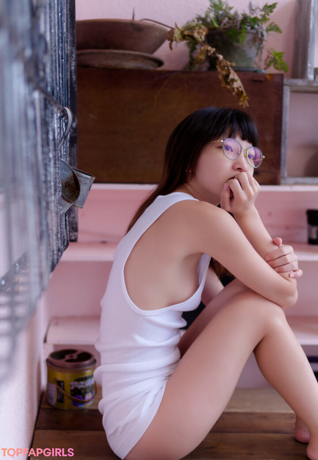 Naakte gelekte OnlyFans-foto van Fantasy Factory #1427