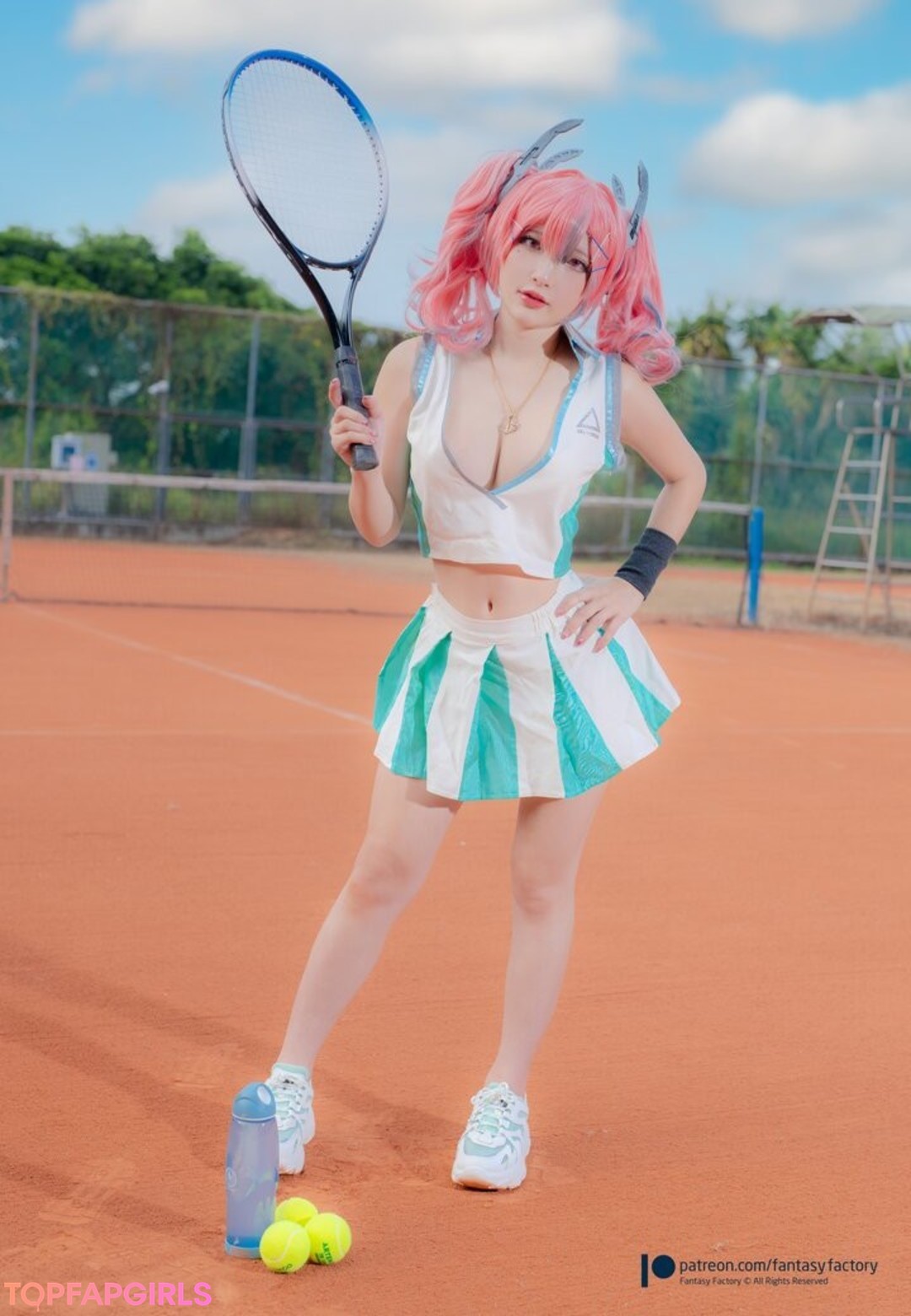 Naakte gelekte OnlyFans-foto van Fantasy Factory #1559