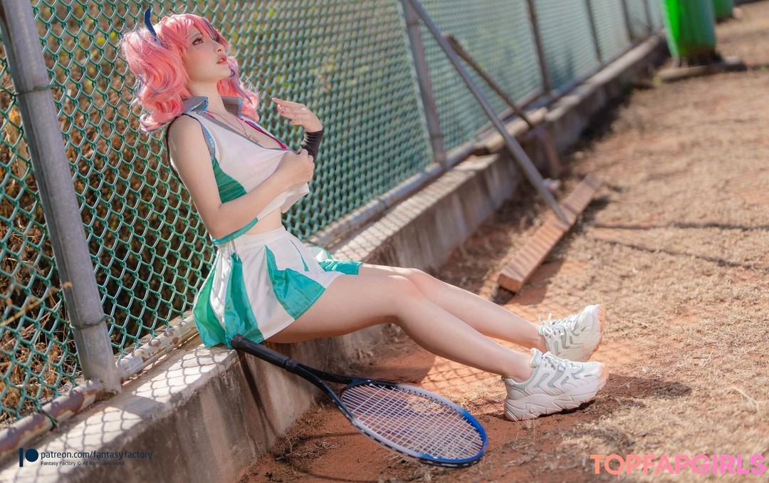 Naakte gelekte OnlyFans-foto van Fantasy Factory #1583