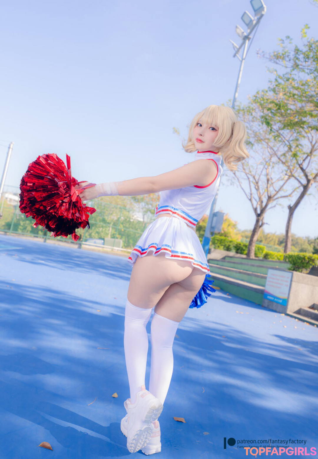 Naakte gelekte OnlyFans-foto van Fantasy Factory #1890