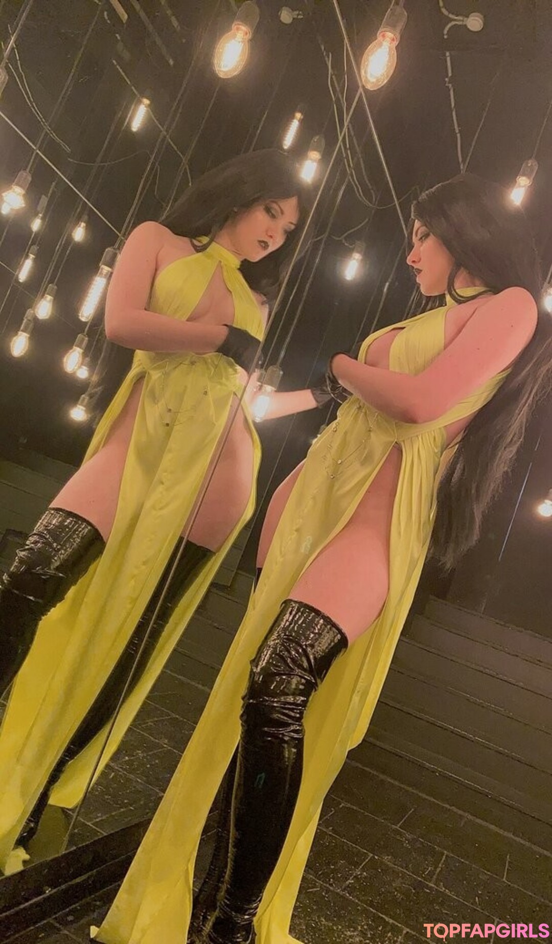 Naakte gelekte OnlyFans-foto van Oniksiya Sofinikum #1315