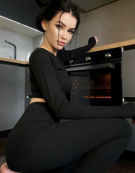 Naakte gelekte OnlyFans-foto van Chrysolite