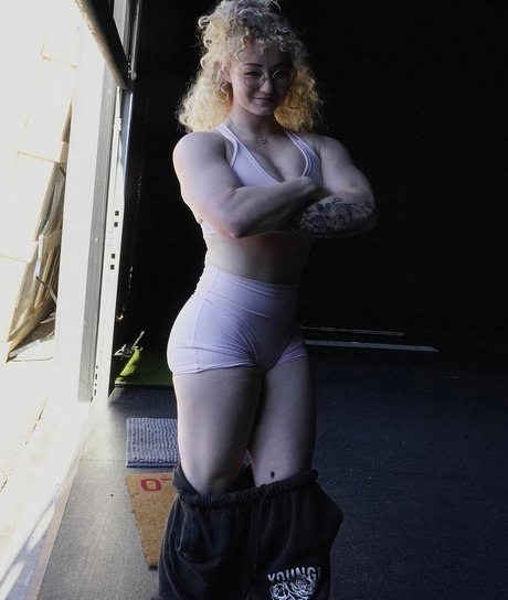Naakte gelekte OnlyFans-foto van Chloethehokage