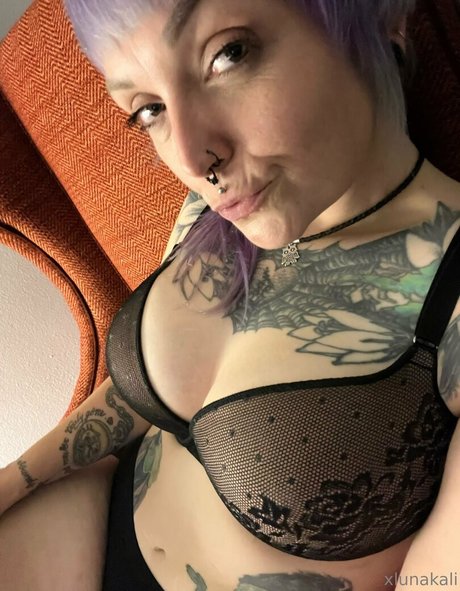 Naakte gelekte OnlyFans-foto van Xlunakali