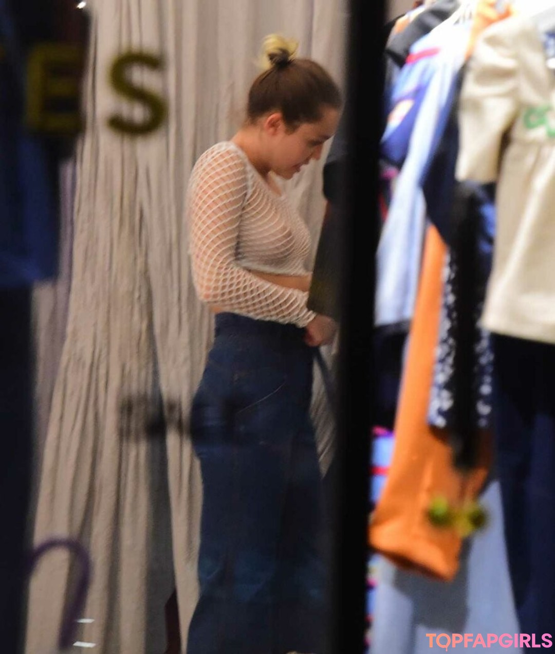 Naakte gelekte OnlyFans-foto van Miley Cyrus #1594