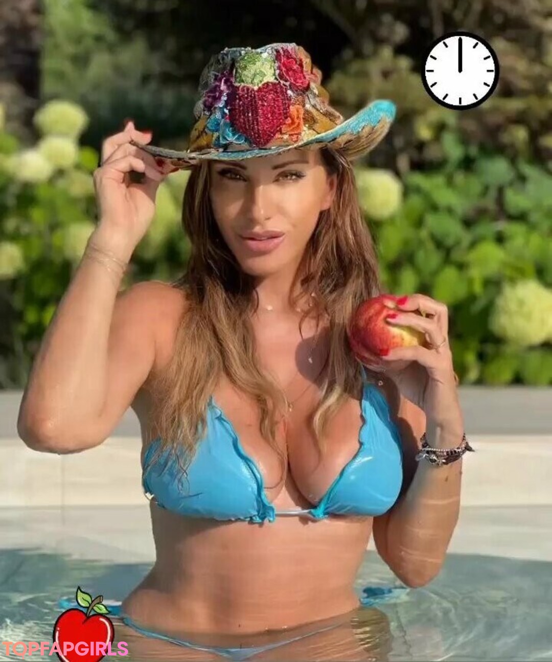 Naakte gelekte OnlyFans-foto van Sabrina Salerno #1517
