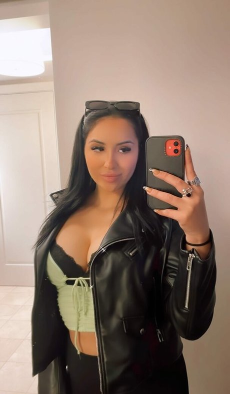 Yourfutureexwifey